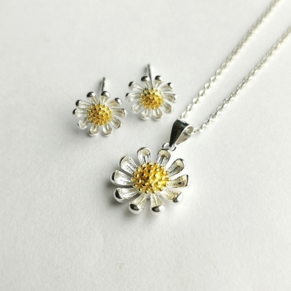 Sterling Silver 14k Gold Daisy Necklace Earring Set